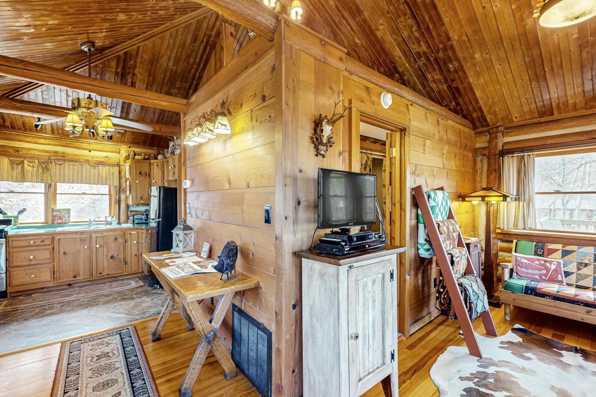 Lake Lucerne - Treehouse Cabin #01 Eureka Springs Kültér fotó